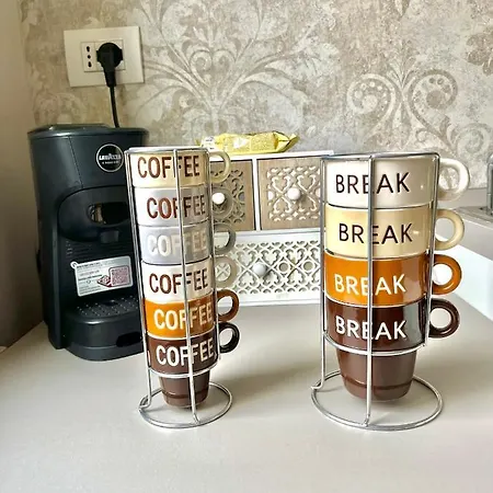 Maison Del Ducato Correggio Apartamento *