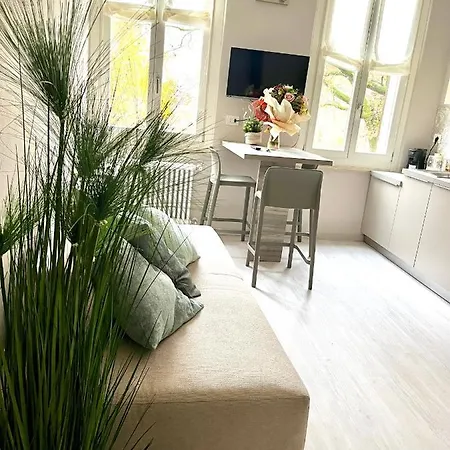 Maison Del Ducato Correggio Apartamento *