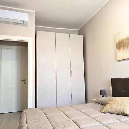 Maison Del Ducato Correggio Apartment *