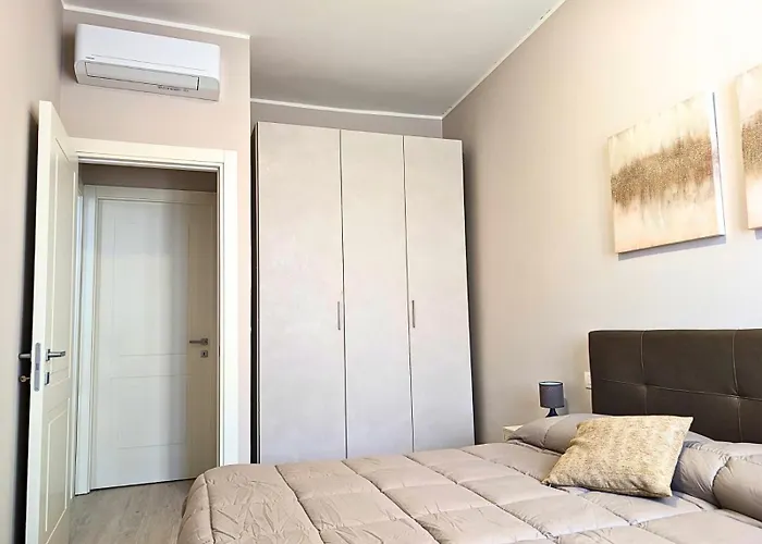 Maison Del Ducato Correggio Apartment *